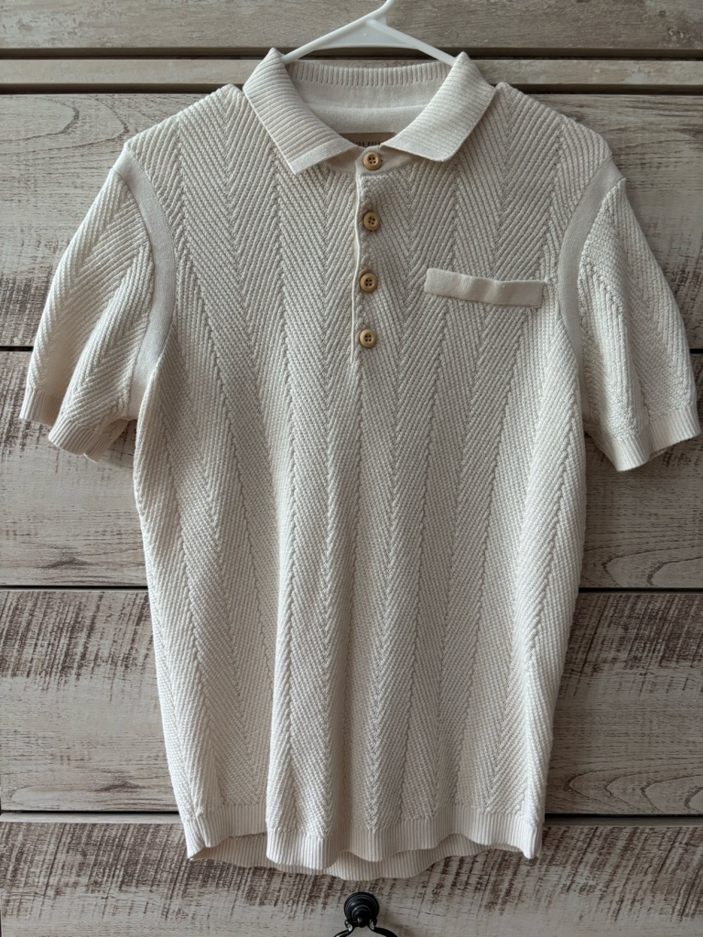 NWOT - Weston Jon Boucher
Men’s slim fit knit polo